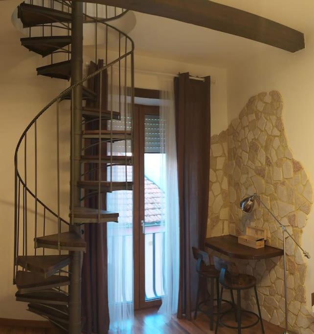 Casa Di Nonno Apartment Isernia Bagian luar foto